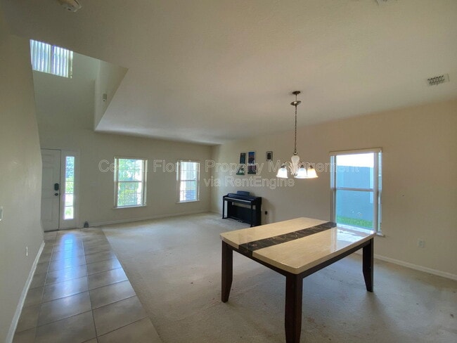 Building Photo - 2851 Moonstone Bend