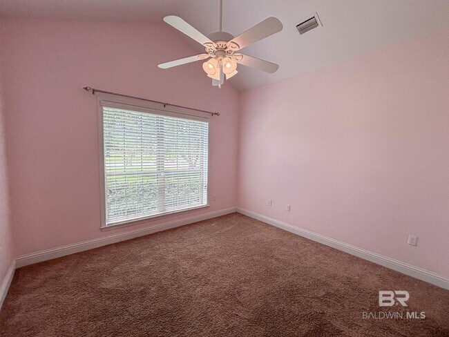 Building Photo - 24119 Weatherbee Park Dr