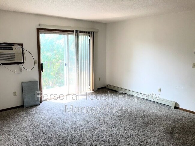 Building Photo - 500 2nd St SW