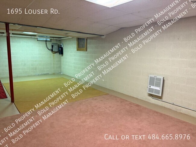 Building Photo - 1695 Louser Rd