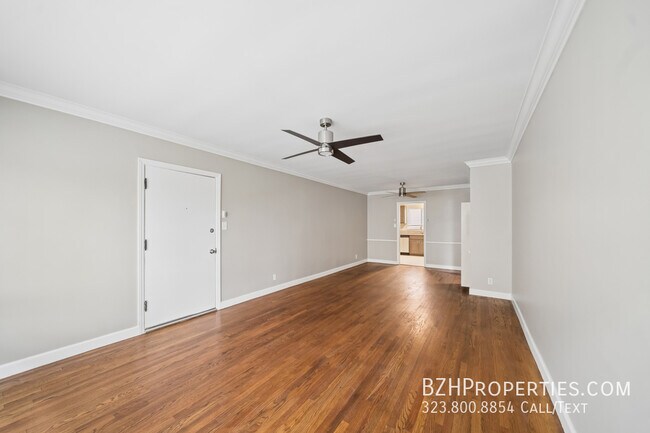 Building Photo - 3646 Carmona Ave