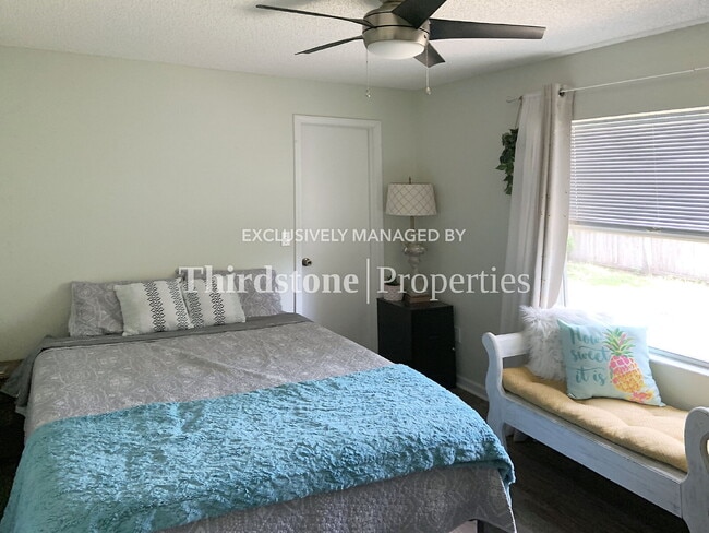 Building Photo - 5611 Ellis Trace Dr