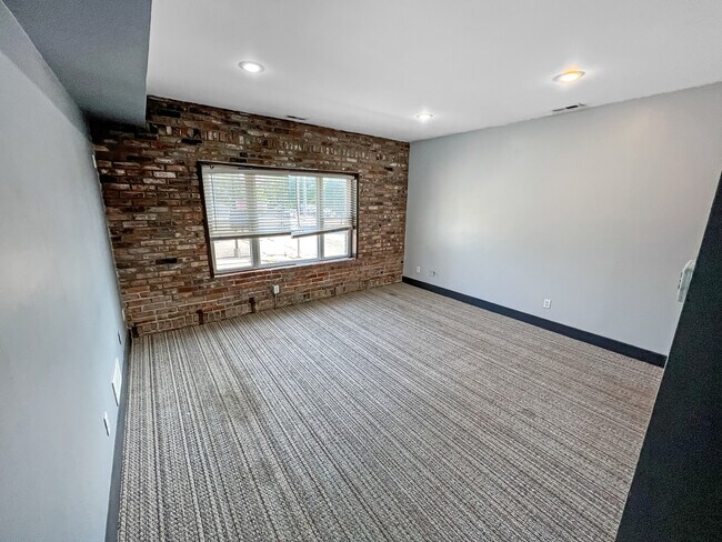 Building Photo - 3400 Troost Ave