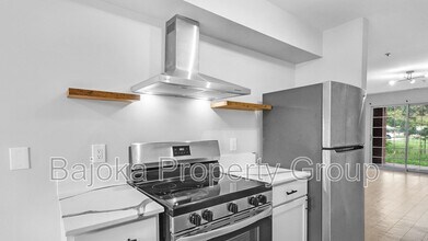 Building Photo - 4434 Trumbull-9