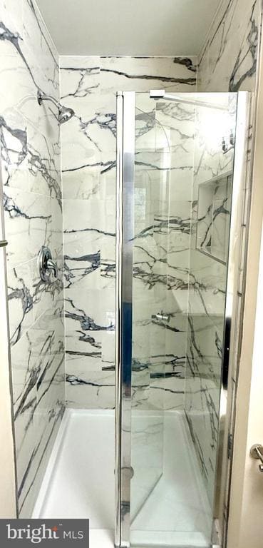 Building Photo - 2196 Golf Course Dr