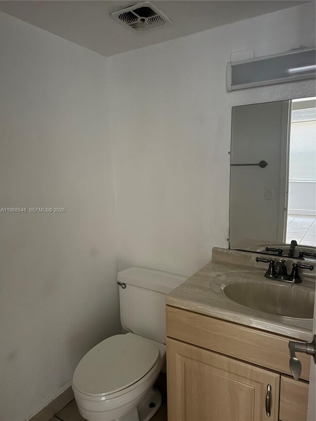 Building Photo - 1800 Sans Souci Blvd