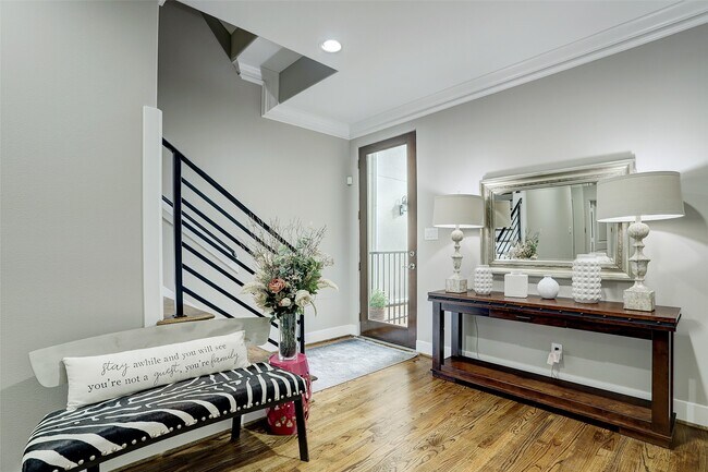 Building Photo - 6310 Taggart St