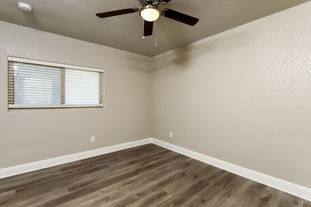 Building Photo - 11322 Charismatic