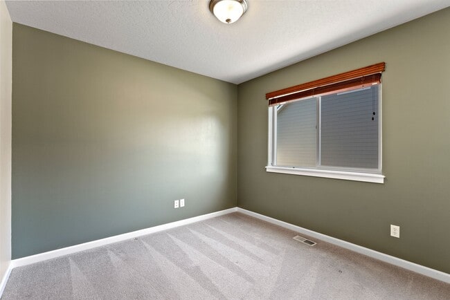 Building Photo - 1790 N Winchester St