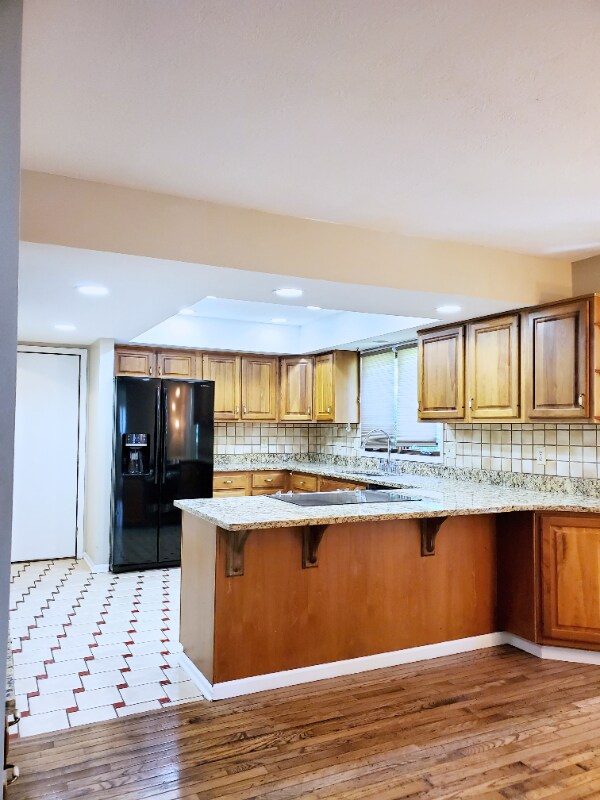 Building Photo - 5990 Kirkwall Ct W