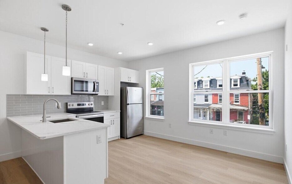 Building Photo - 3637 N 16th St
