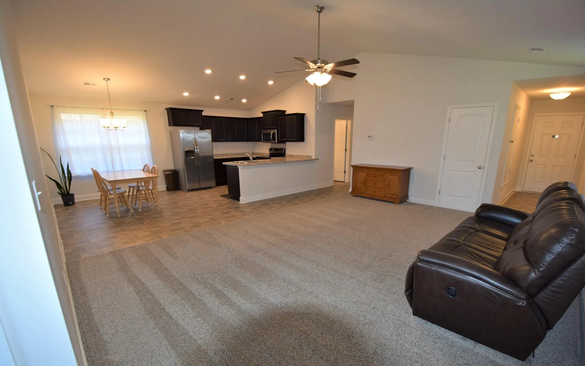 Building Photo - 7911 Allen Glen Ln