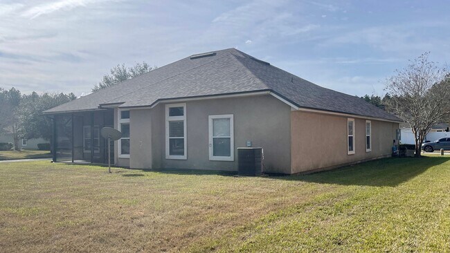 Building Photo - Beautiful Home in beautiful neighborhood