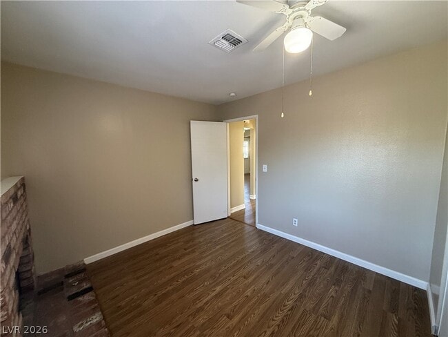 Building Photo - 1912 Harvest Dr