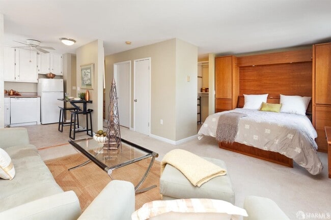 Building Photo - 2250 24th St