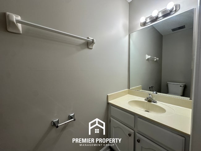Building Photo - Newly Renovated Cordova Gem | 3BR/2.5BA with Soaking Tub & 2-Car Garage