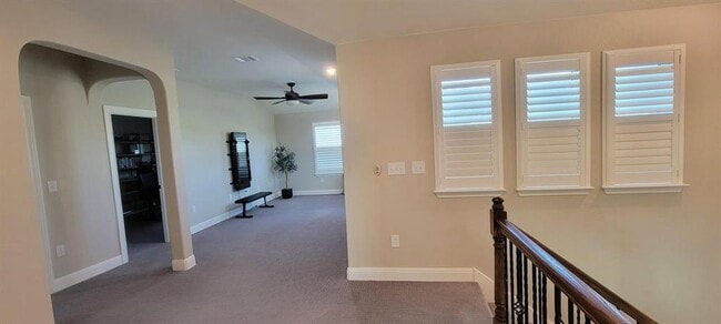 Building Photo - 165 Kulmbacher Dr