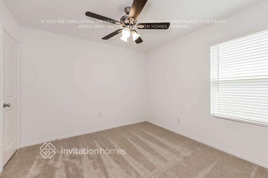 Building Photo - 10209 Hackberry Spg Wy