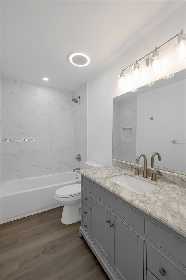 Building Photo - 13914 SW 101st Ln