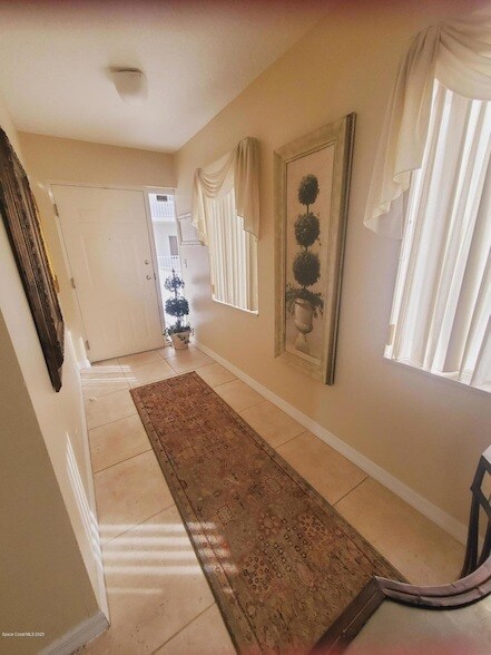 Building Photo - 3740 Ocean Beach Blvd