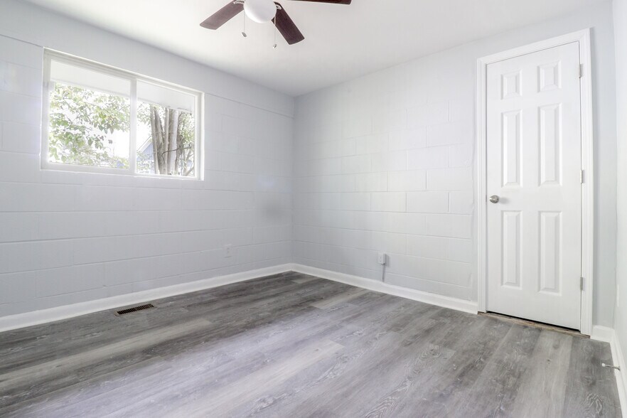 Building Photo - 2213 Fitzgerald Ave