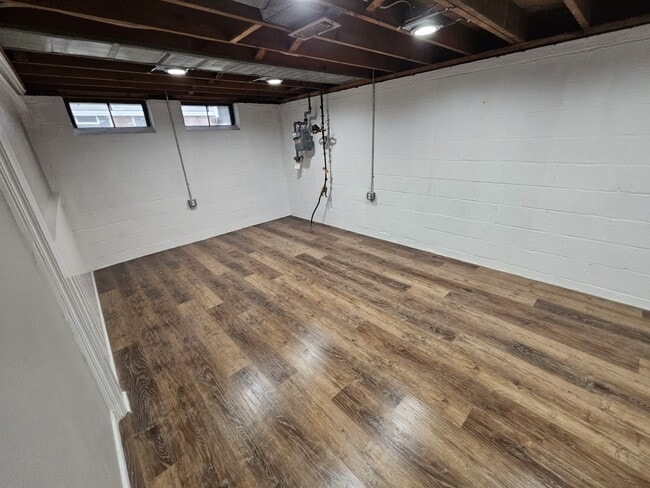 Building Photo - 19807 Gardenview Dr