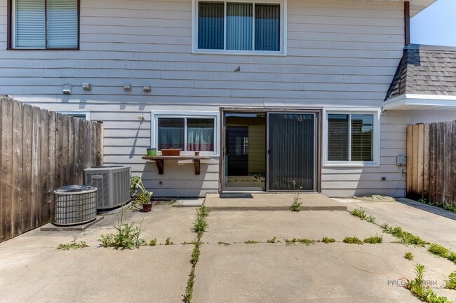 Building Photo - 1309 Court O
