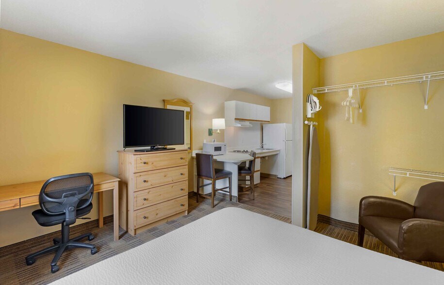 Building Photo - Furnished Studio-Los Angeles - Glendale
