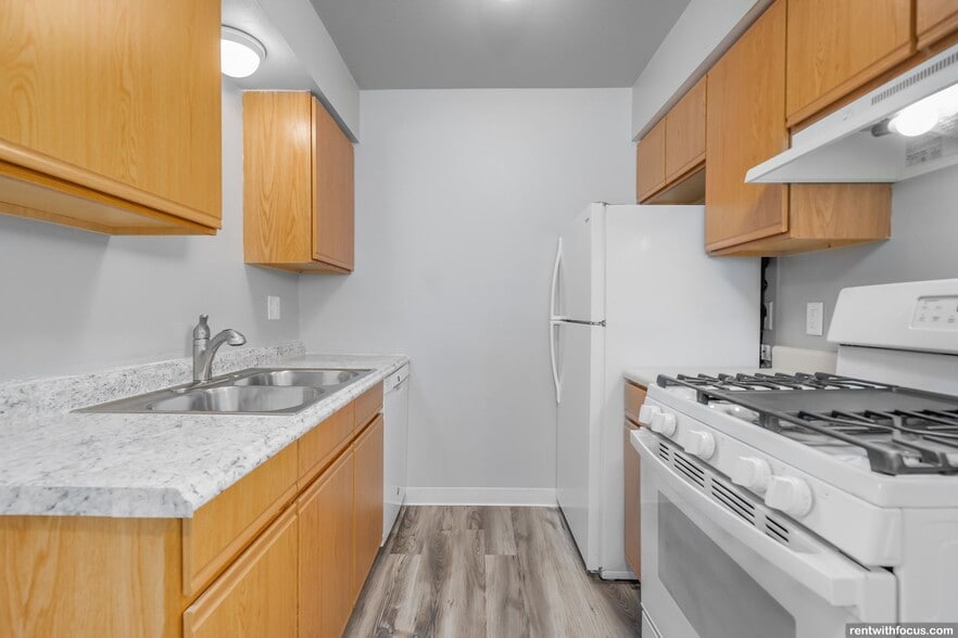 Interior Photo - Clayton Ridge