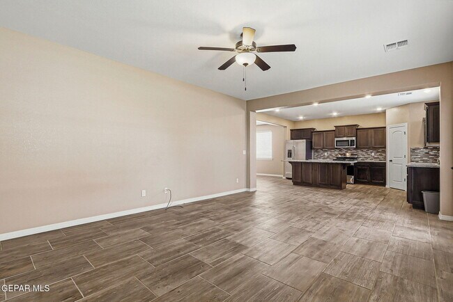 Building Photo - 1004 Wensley Pl