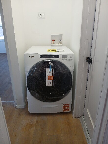 Building Photo - 1211 Rutledge St