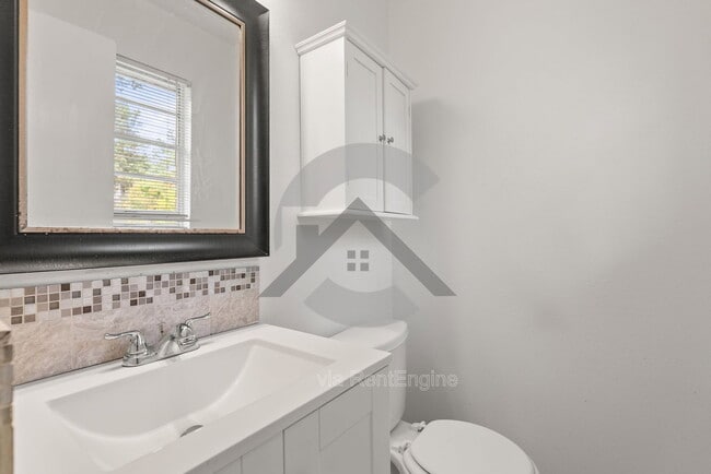 Building Photo - 9409 Cerelle Dr