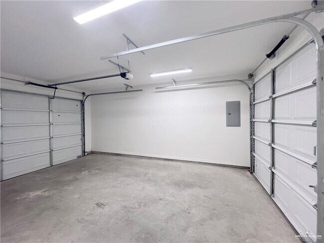 Building Photo - 27 E Tassajara St