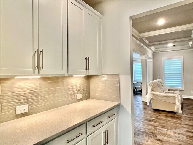 Building Photo - 1326 Ashe Mdw Dr