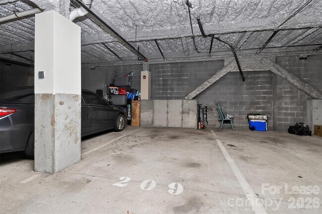 Building Photo - 1829 Kenilworth Ave