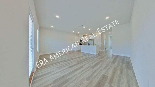 Building Photo - 2547 Cliff Hollow Cir