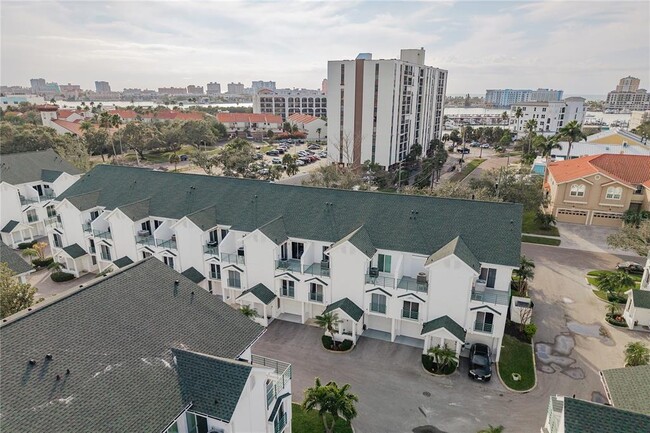 Building Photo - 320 Island Way