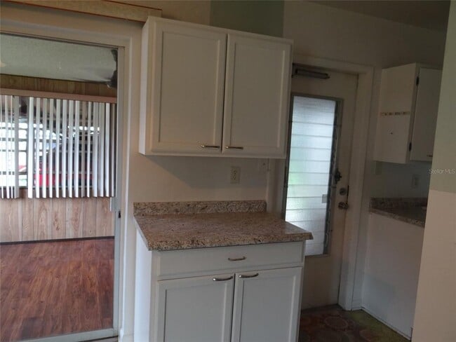 Building Photo - 21946 Cellini Ave