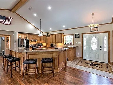 Building Photo - 235 Private Road 5834