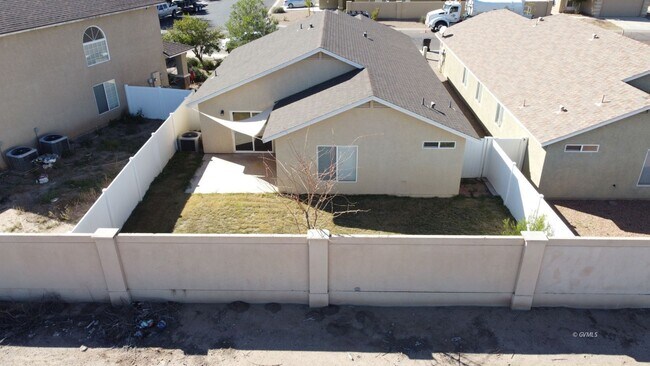 Building Photo - 1395 Graham Ln