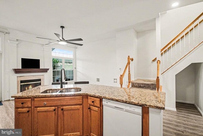 Building Photo - 26065 Lands End Dr