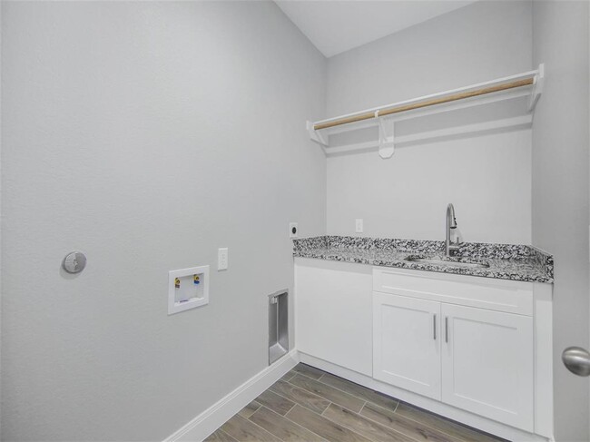 Building Photo - 9817 Turnbow St