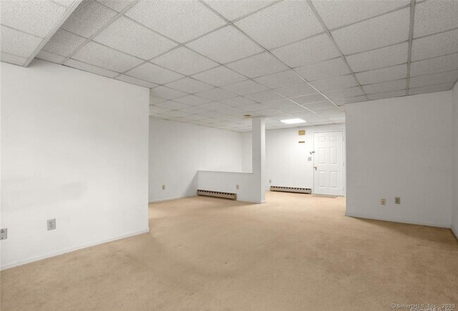 Building Photo - 70 Strawberry Hill Ave