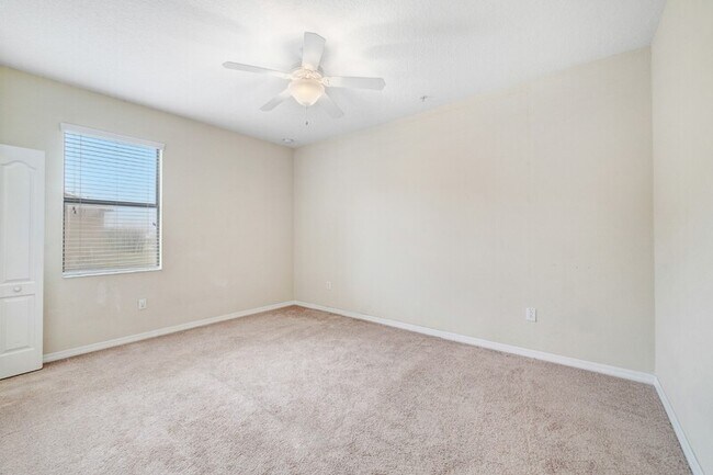 Building Photo - 1259 Long Cove Loop