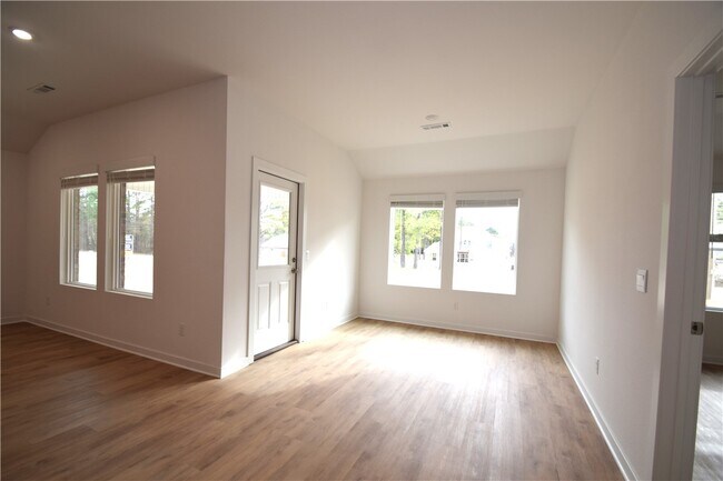 Building Photo - 373 Florida Ave