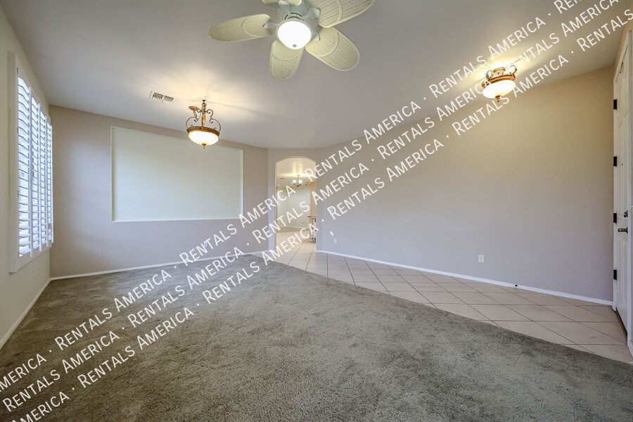 Building Photo - 30984 N Obsidian Dr