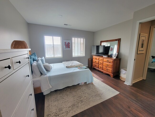 Building Photo - 23 Andrew Pl