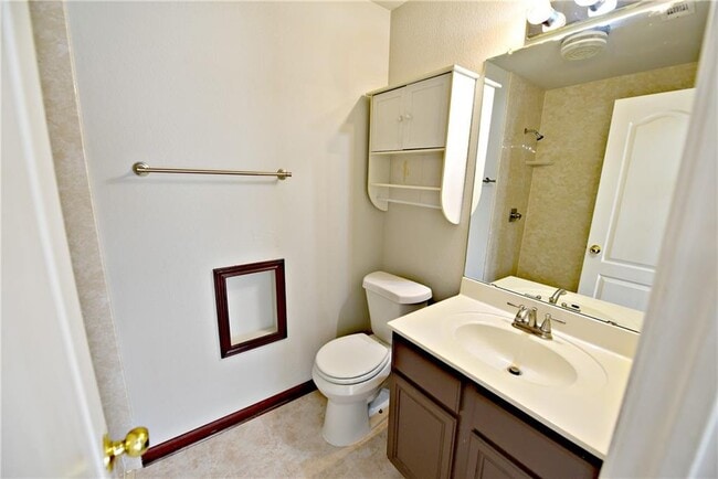 Building Photo - 1003 N Riviera Cir