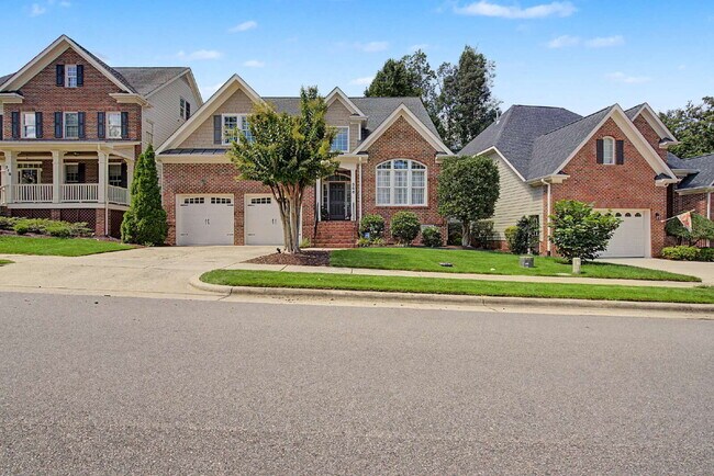 Building Photo - Spacious and Move-in Ready 4-Bedroom in Cary!