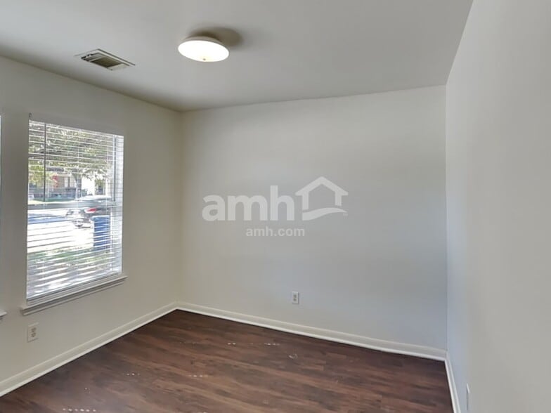 Building Photo - 3555 Red Meadows Dr